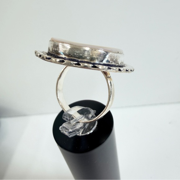 💕 Mother of pearl pear silver overlay 925 gemstone ring. Size 6 - Picture 7 of 9